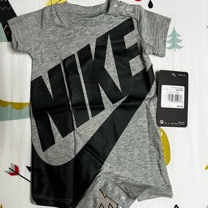NWT - Newborn Nike Romper